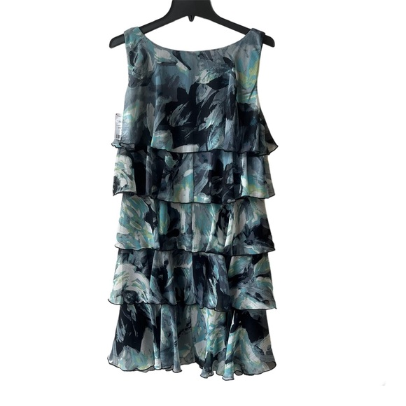 🍒CONNECTED WOMEN WATERFALL GREEN DRESS SIZE 10 - Picture 3 of 3